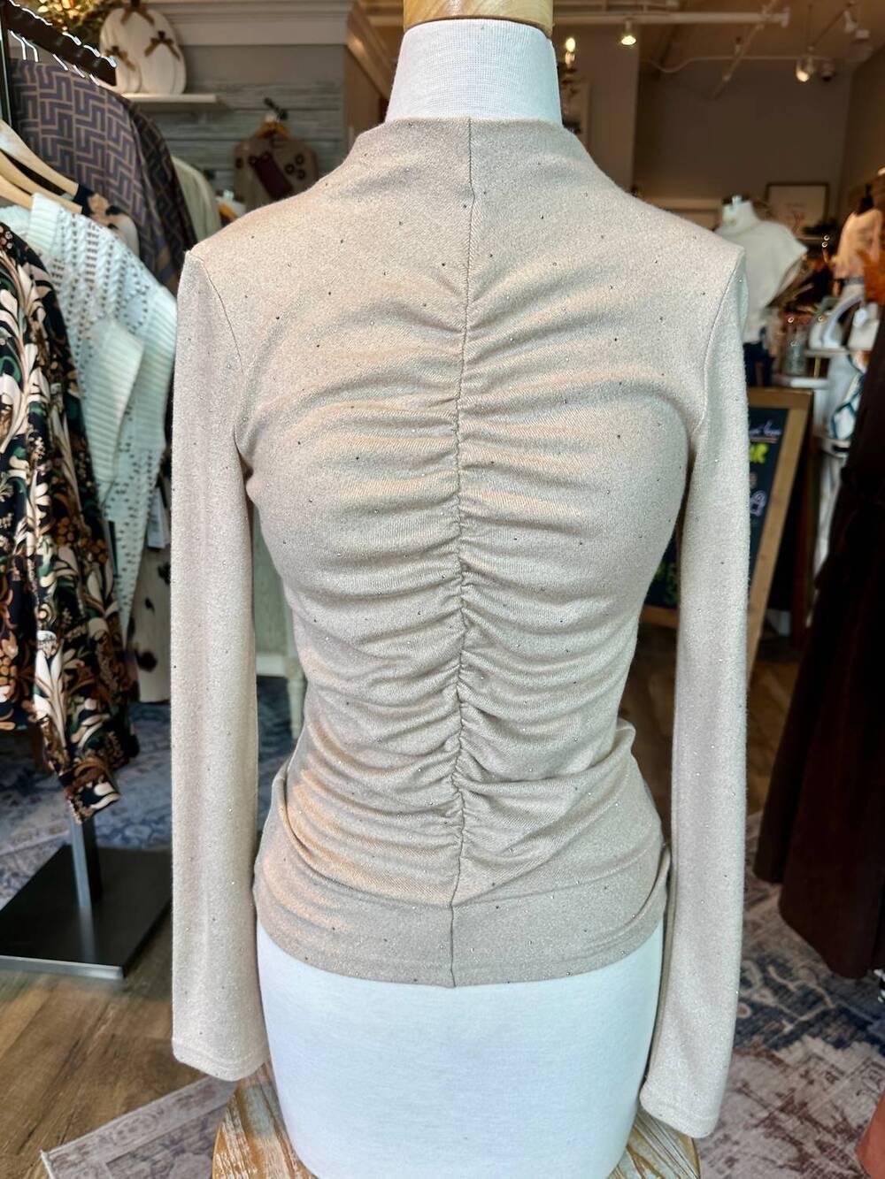 NEW MYSTREE women's ruched mock neck top in pearl - Picture 1 of 2